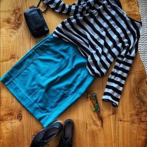 NWOT: White House Black Market Skirt